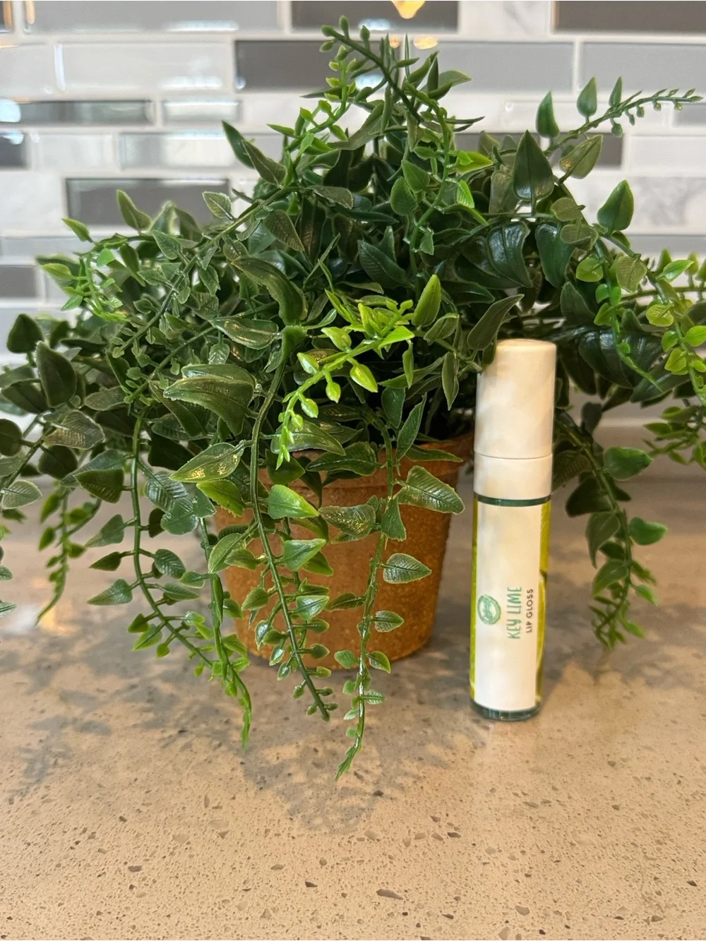 DILLPICKY - KEY LIME LIP GLOSS